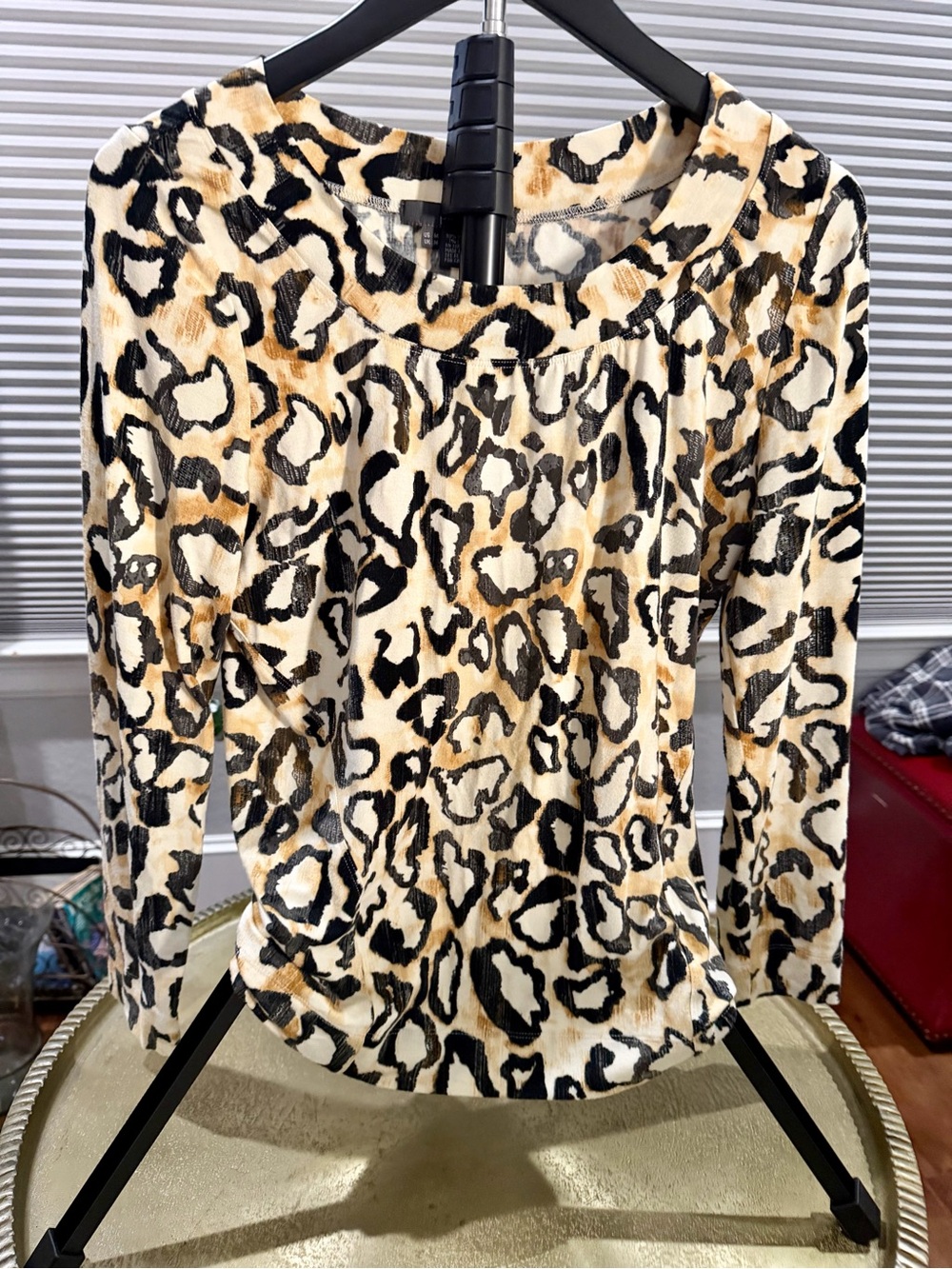 Per Se Cream and Black Leopard-Print Long Sleeve Top